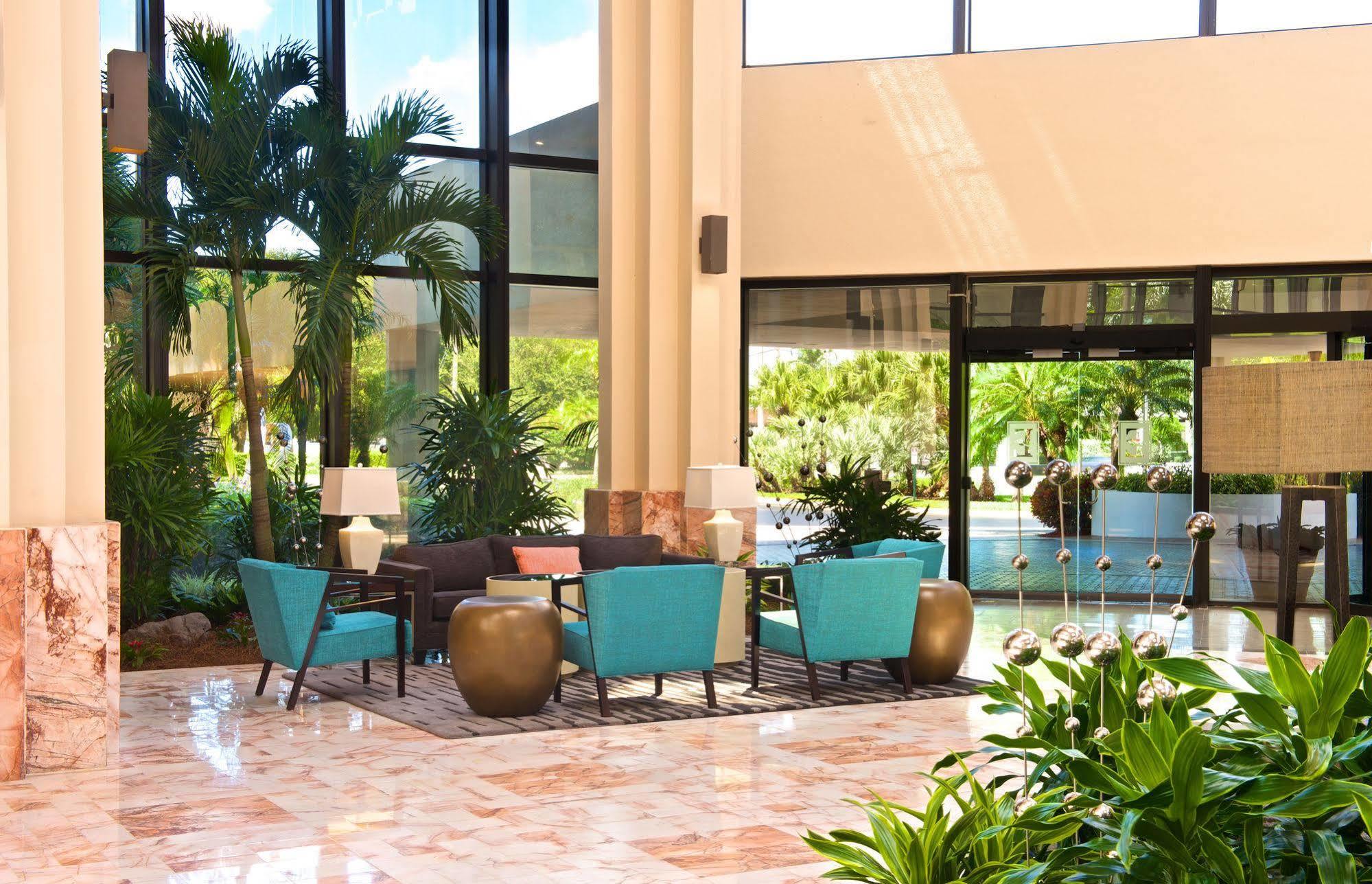 Embassy Suites By Hilton Palm Beach Gardens Pga Boulevard Esterno foto